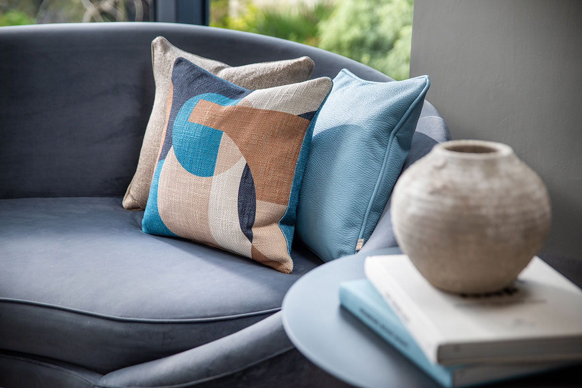 Cushions & Throws