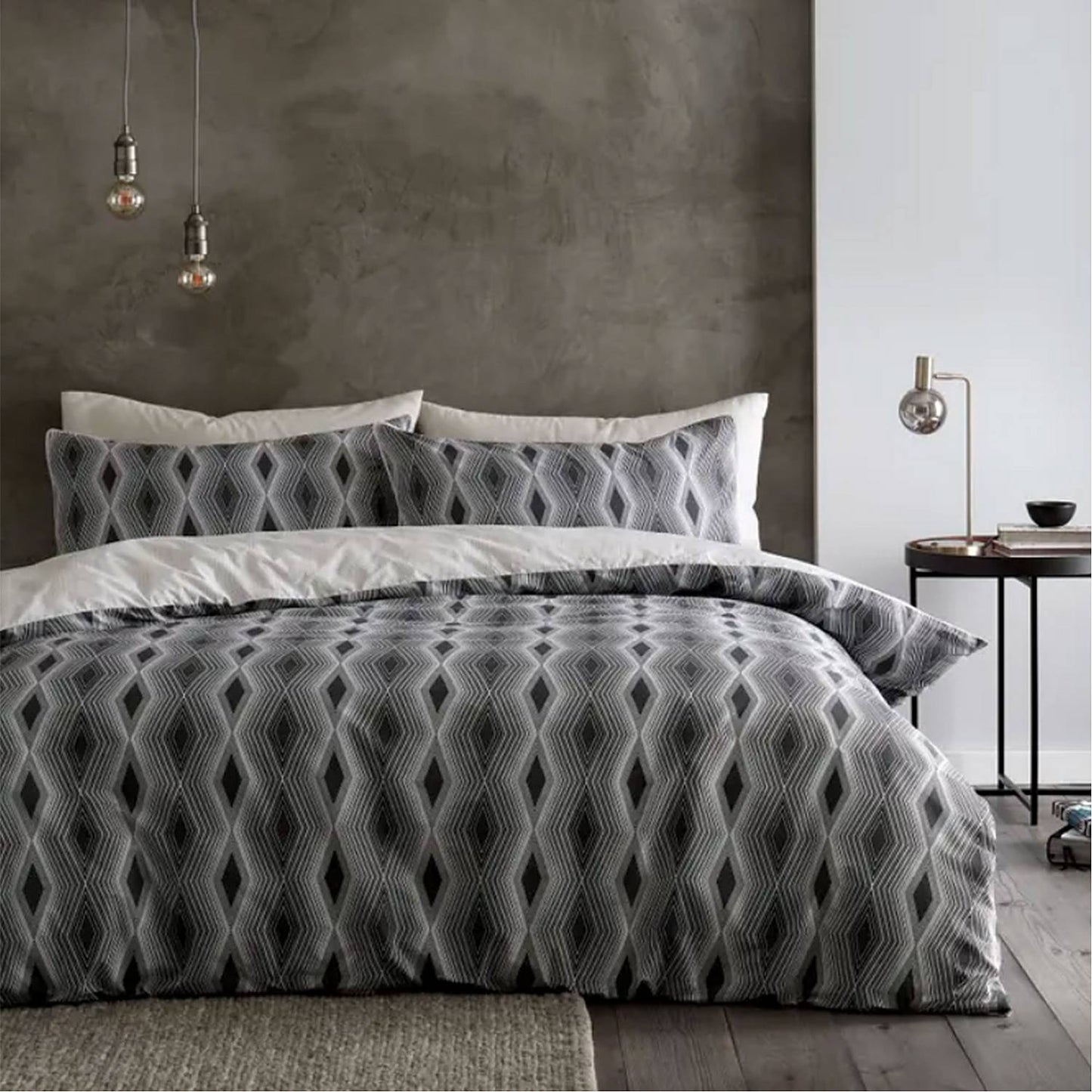 BIANCA ZIGGURAT GEO BLACK DUVET SET