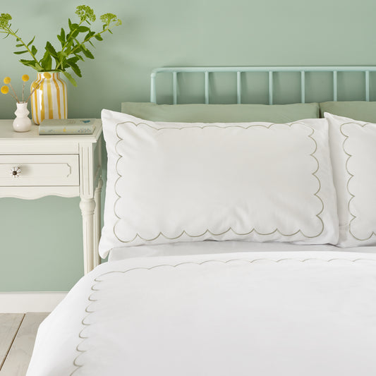 SCALLOP BORDER DUVET SET