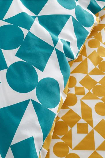 CATHERINE LANSFIELD RETRO GEO DUVET SET