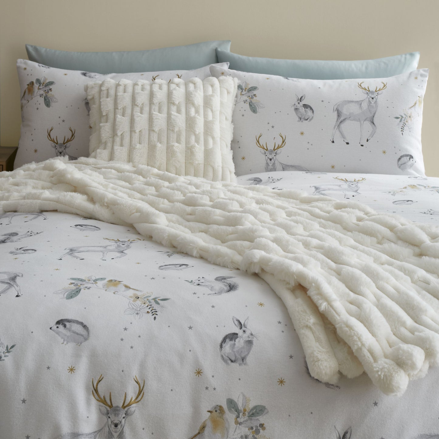 BIANCA CARVED FAUX FUR THROW