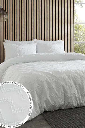 CATHERINE LANSFIELD CHEVRON CLIPPED JACQUARD DUVET SET