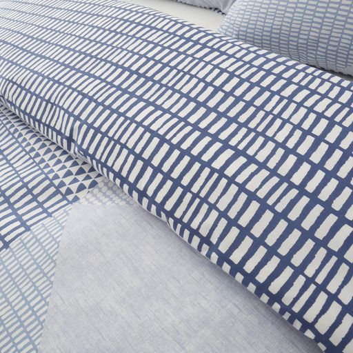 CATHERINE LANSFIELD LARSSON GEO DUVET SET