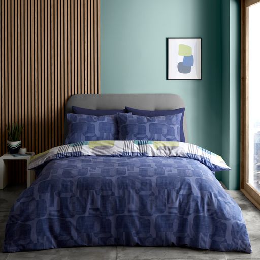 CATHERINE LANSFIELD LAYERED GEO DUVET SET