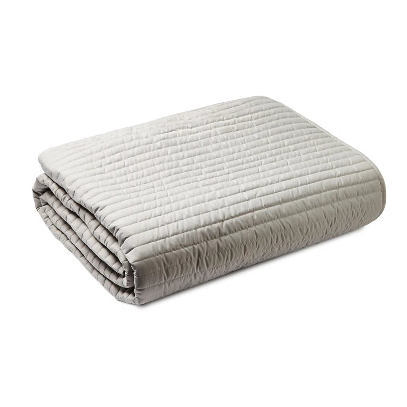 QUILTED LINES BEDSPREAD