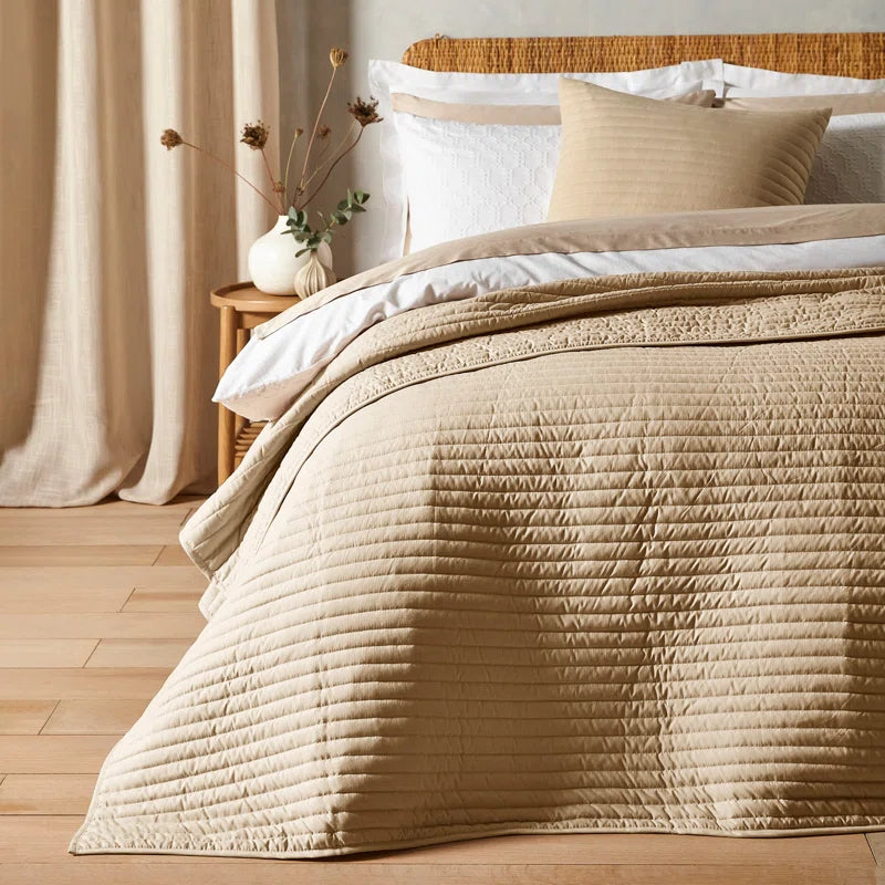 QUILTED LINES BEDSPREAD