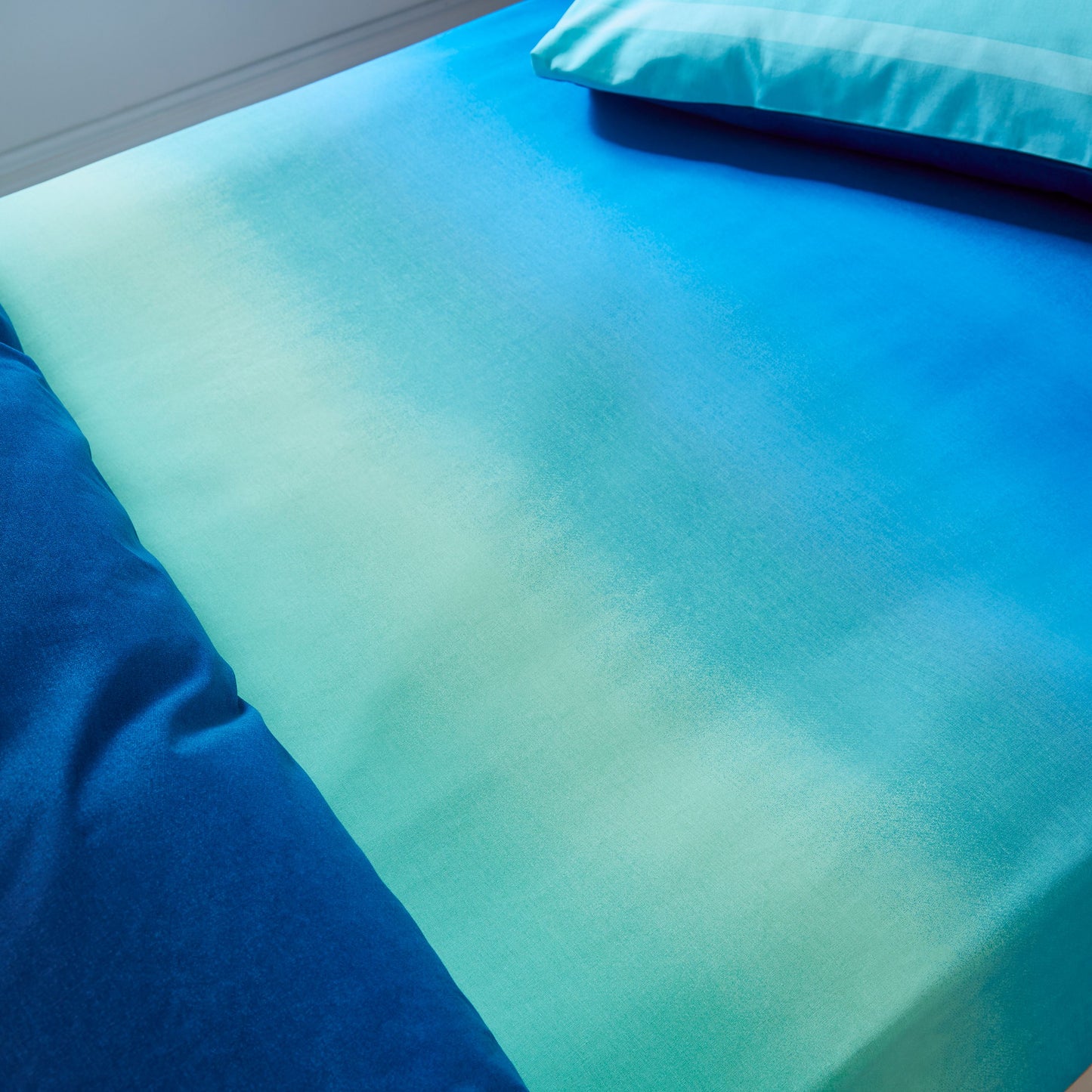 OMBRE STRIPE KIDS FITTED SHEET