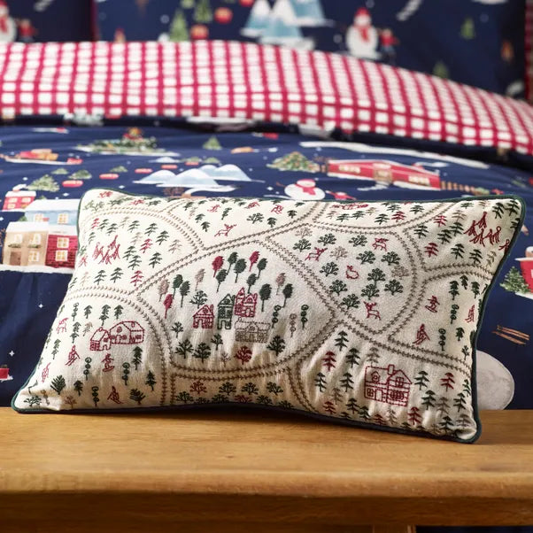 CHRISTMAS SKI VILLAGE FILLED CUSHION 30X50CM