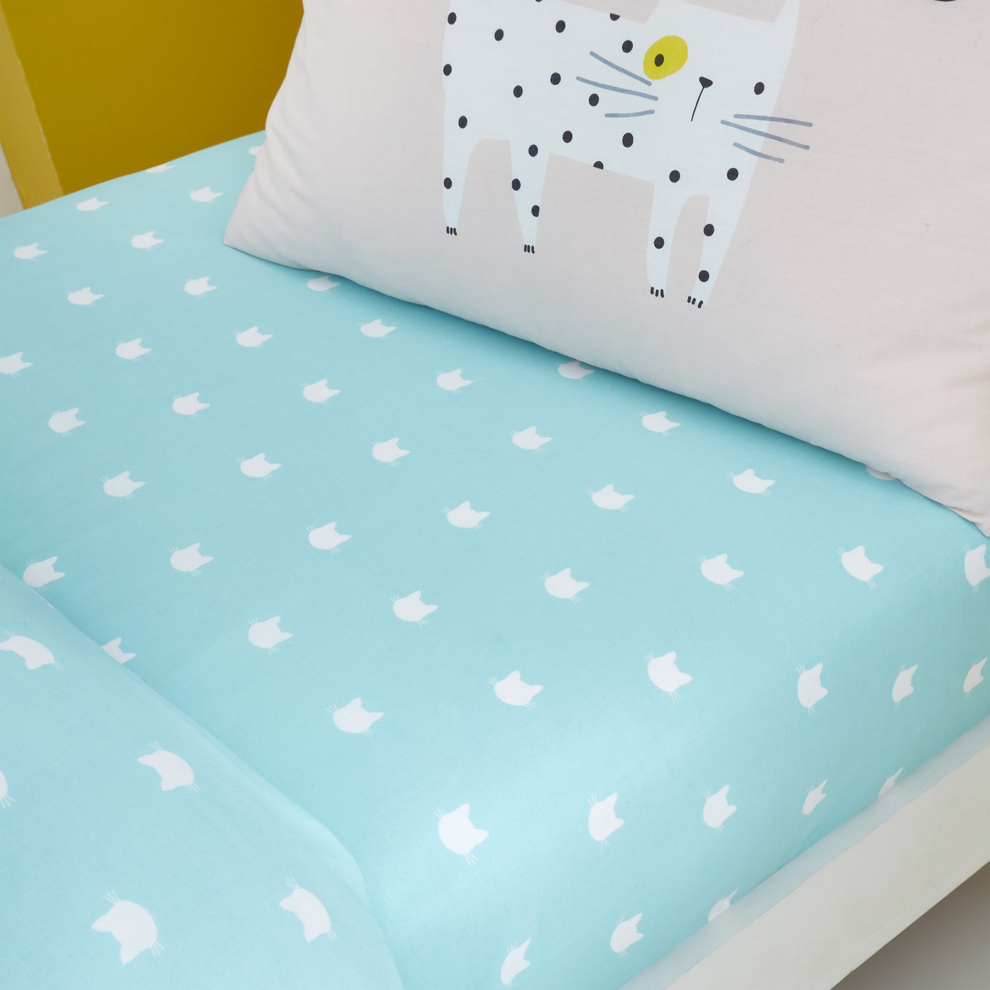 CUTE CATS FITTED SHEET