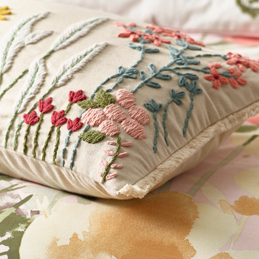 COUNTRYSIDE FLORAL CUSHION