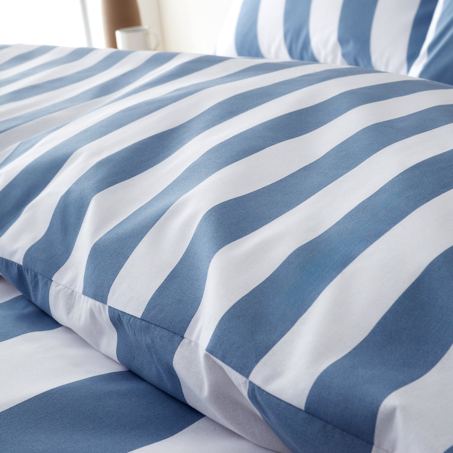 COVE STRIPE DUVET SET BLUE