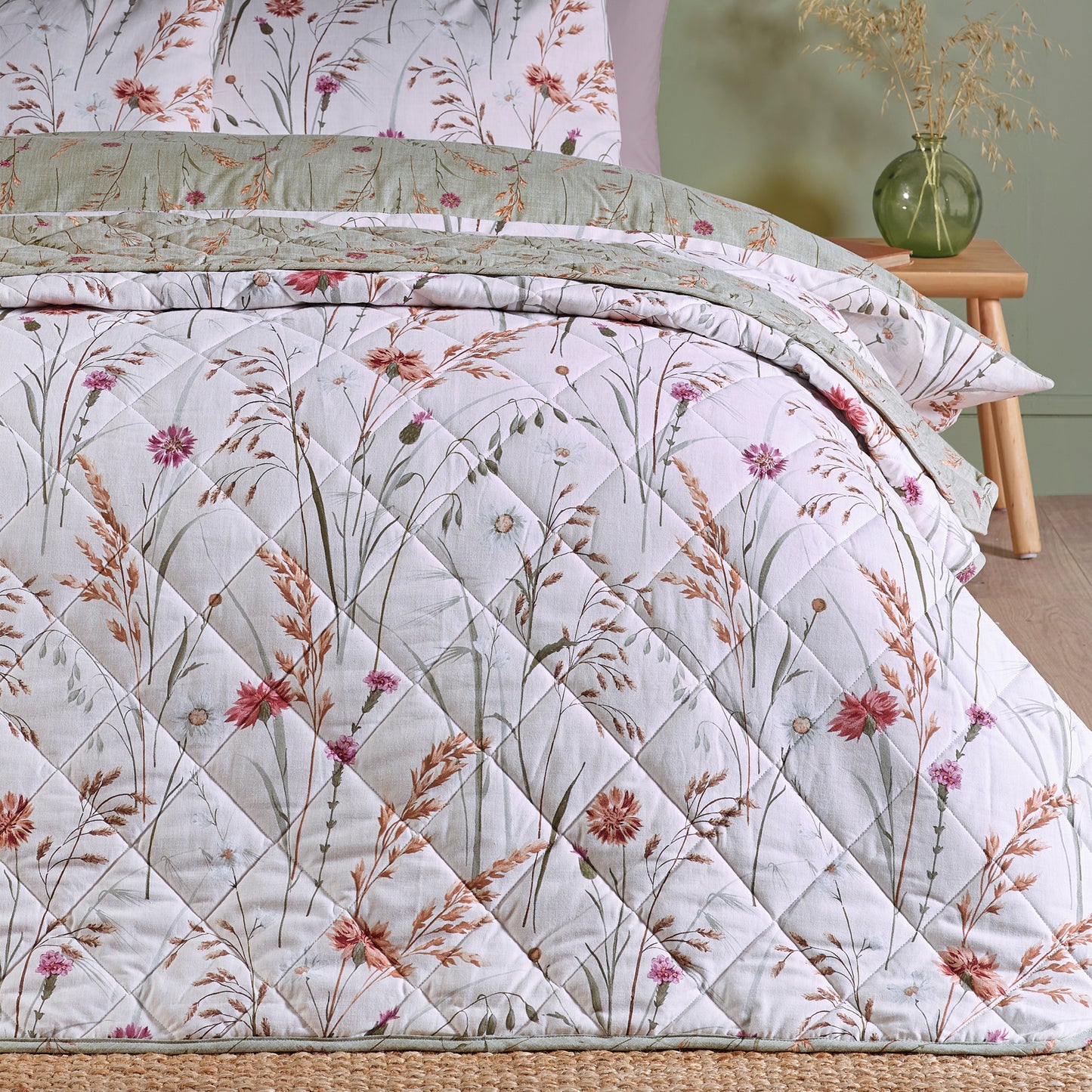 BRUSHED GRASMERE FLORAL BEDSPREAD 200X220CM