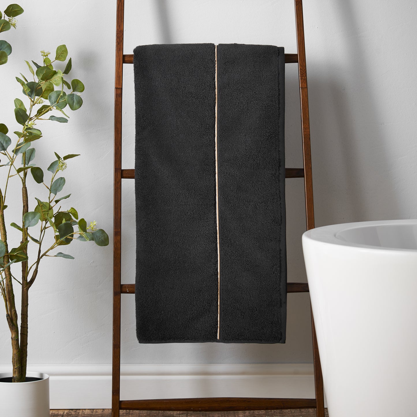ZERO TWIST SATIN STITCH HAND TOWEL BLACK