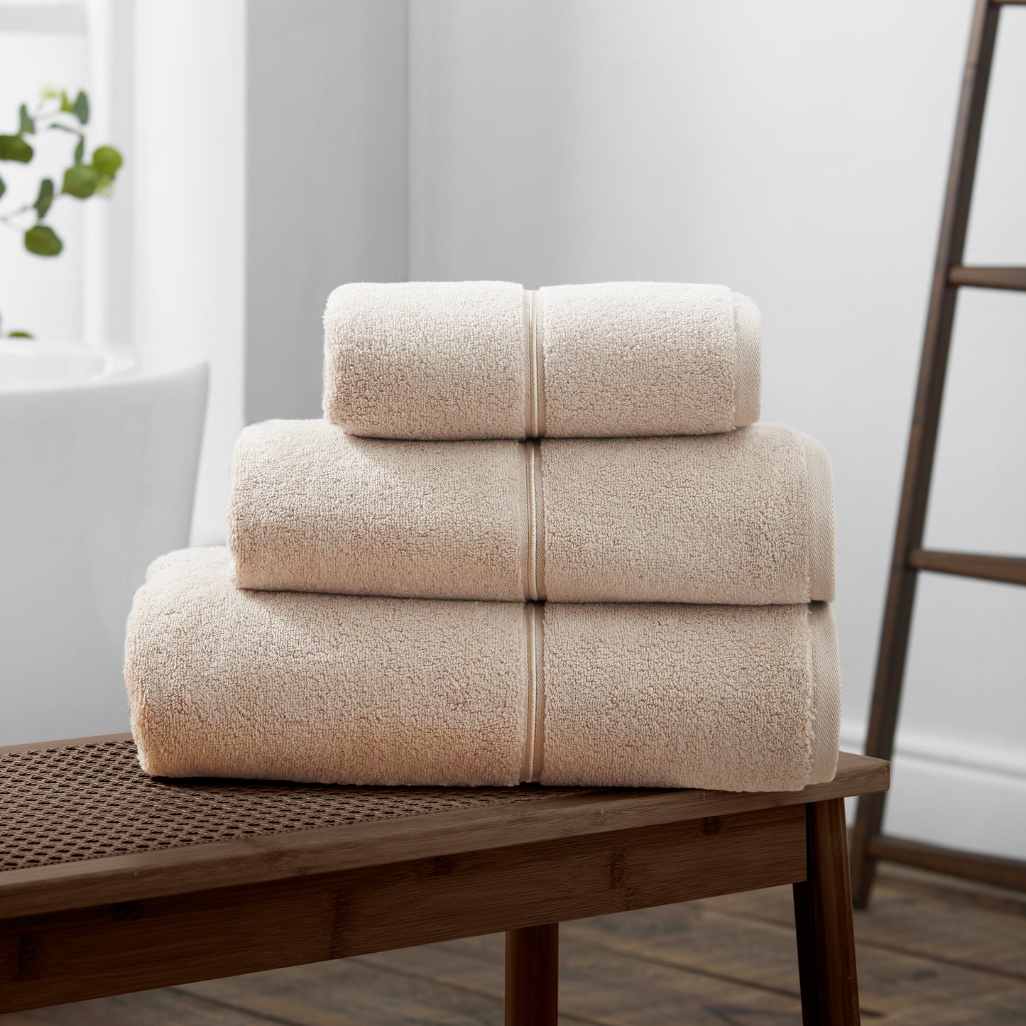 ZERO TWIST SATIN STITCH NATURAL HAND TOWEL