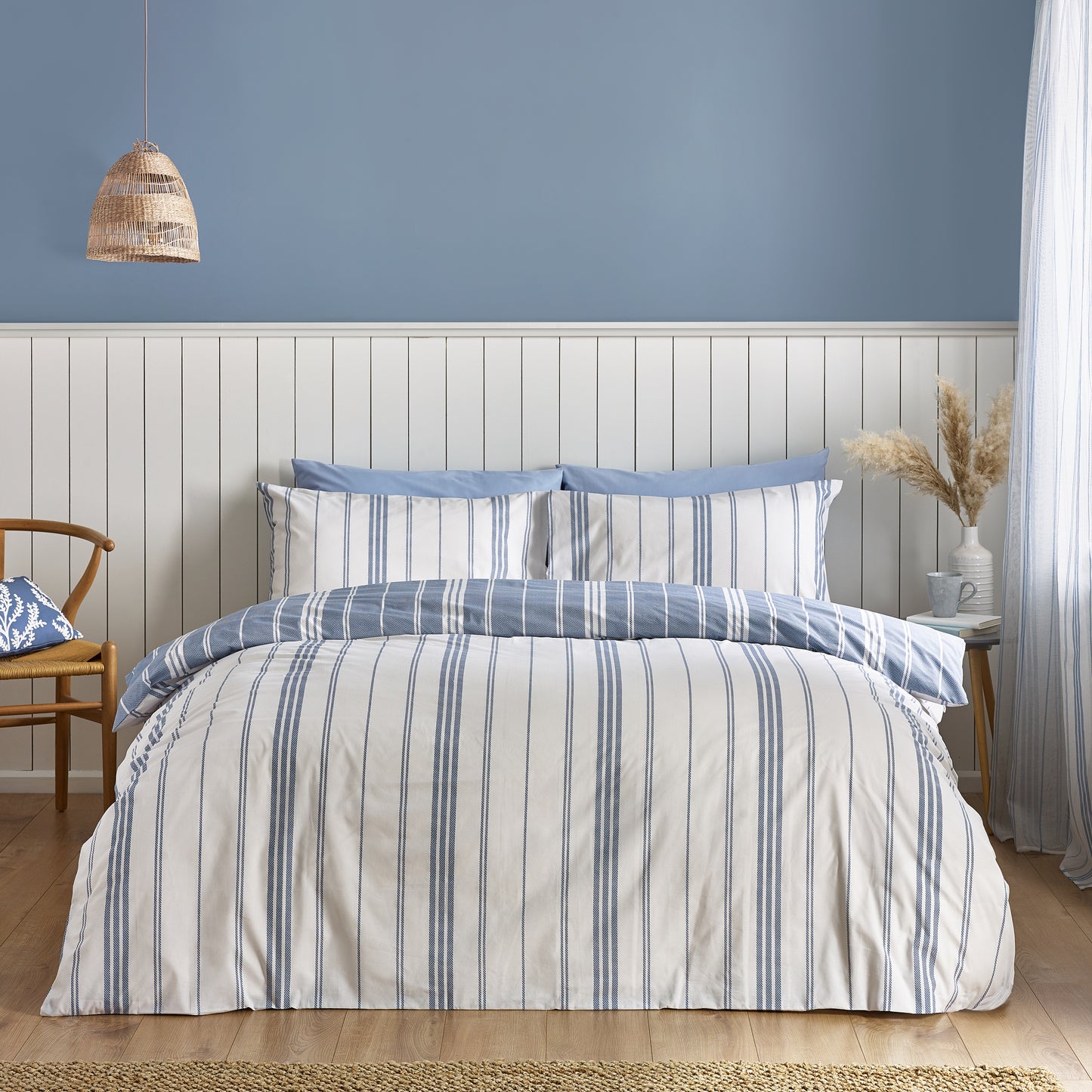 HARBOUR STRIPE BLUE QUILT