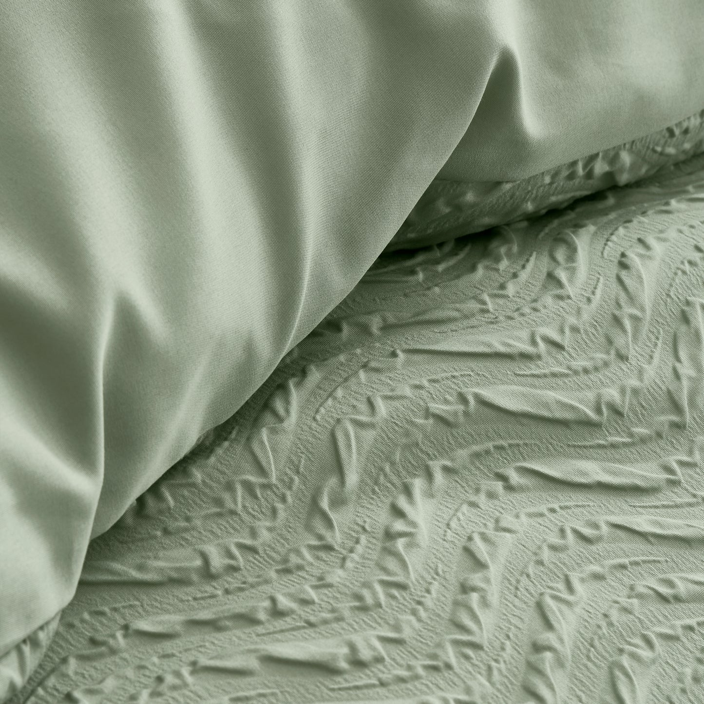 CATHERINE LANSFIELD HEATSET WAVE DUVET SET