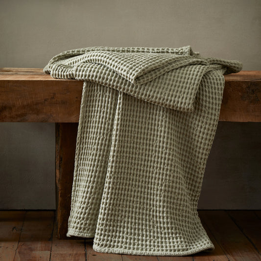 JAIPUR WAFFLE SAGE THROW 150X200