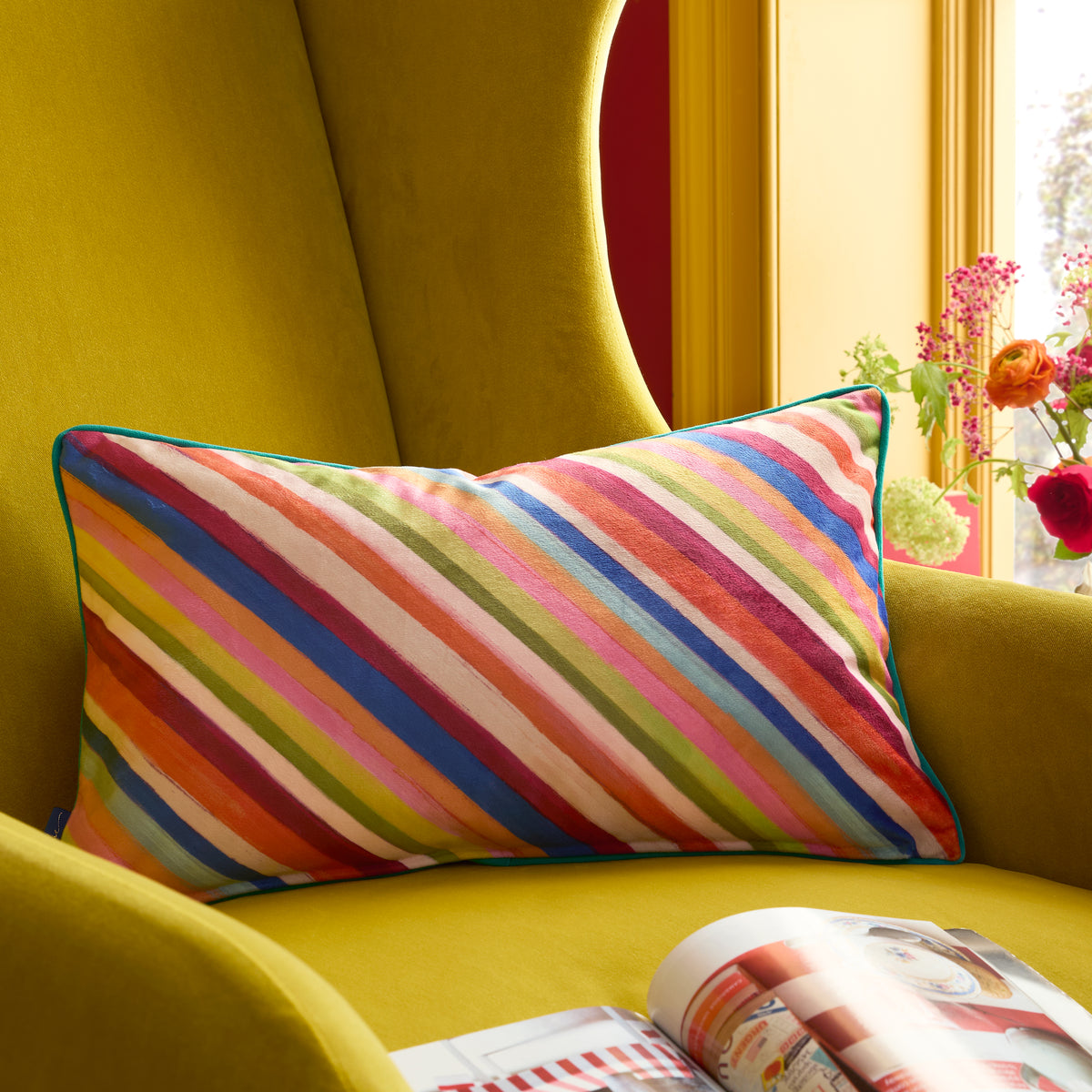 DARLING DIAGONAL STRIPE CUSHION
