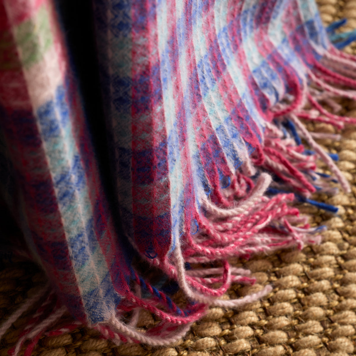 DARLING WAFFLE CHECK BRIGHT BEDSPREAD