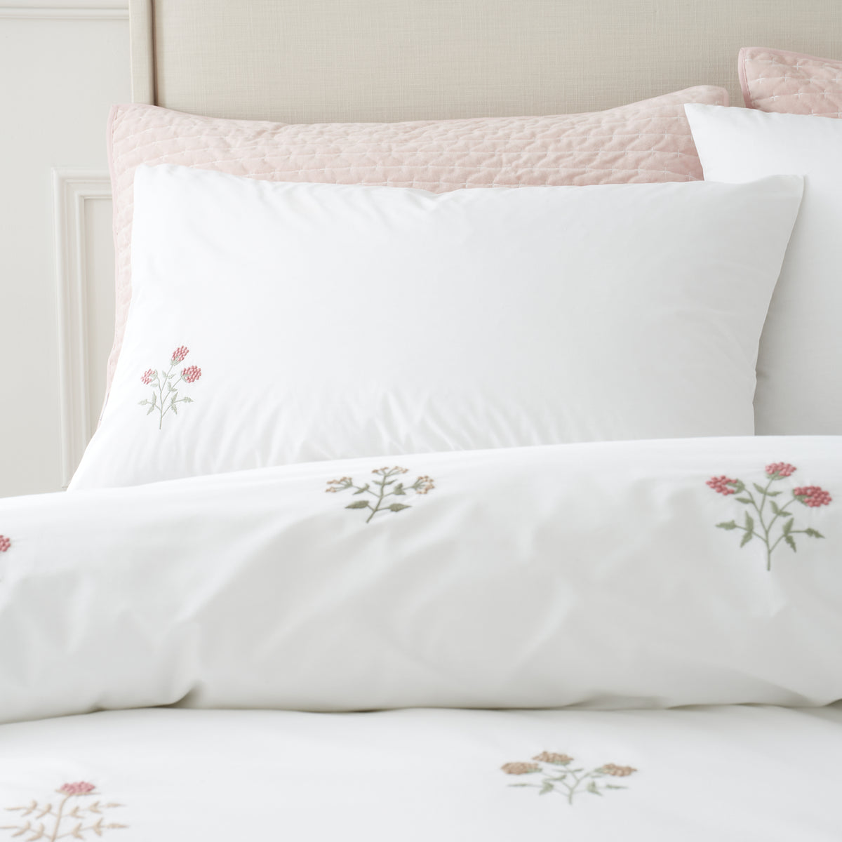 ADELINE FLORAL WHITE DUVET COVER