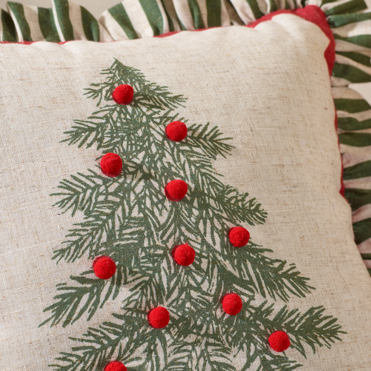 FILLED CHRISTMAS TREE CUSHION
