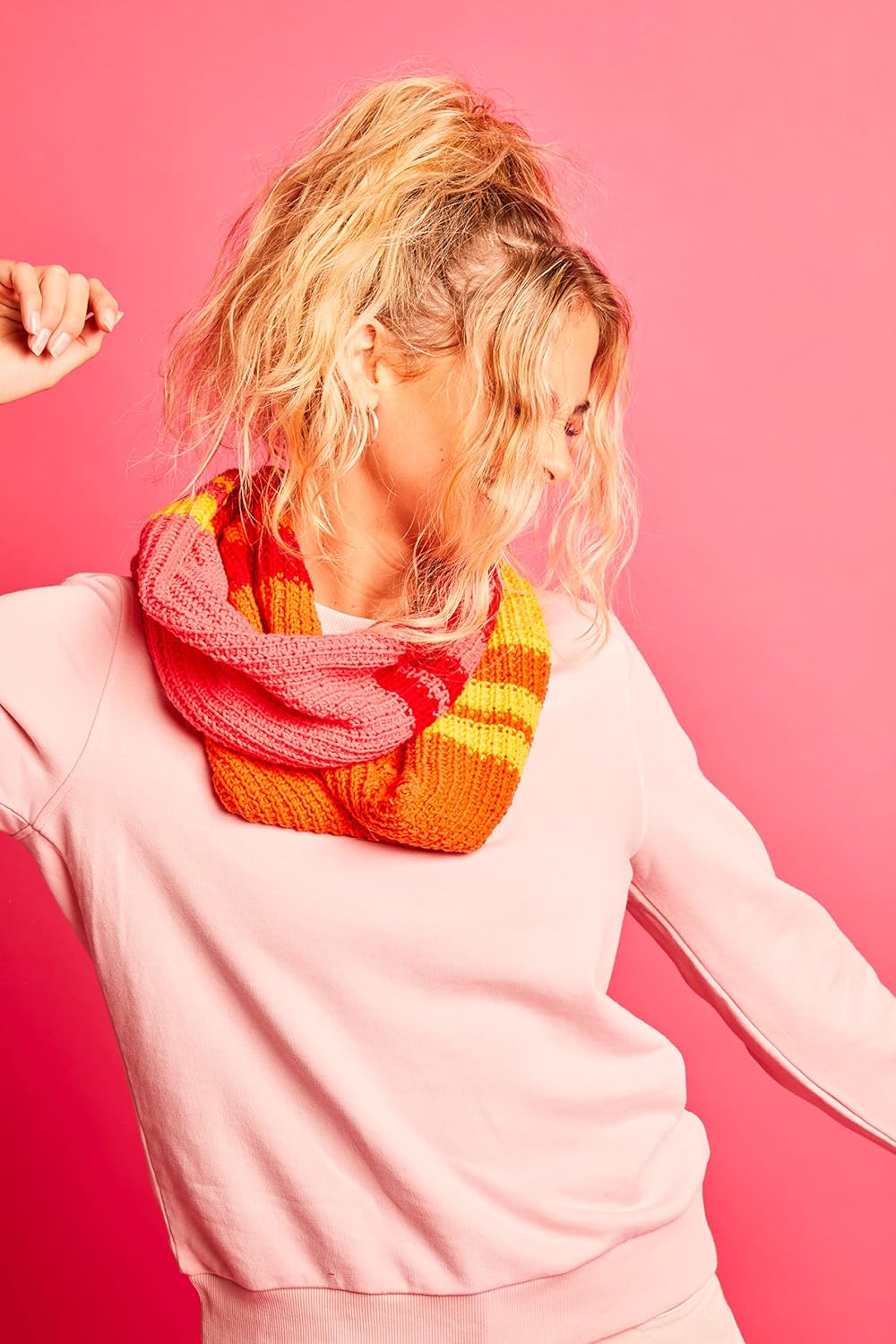 KITH & KIN INFINITY COWEL KNITTING KIT