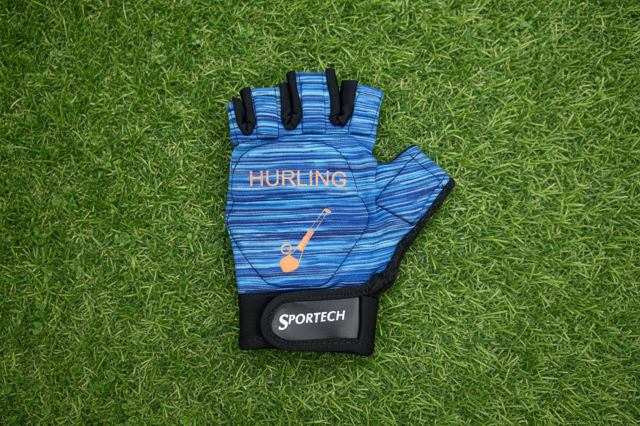 HURLING/CAMOGIE GLOVE