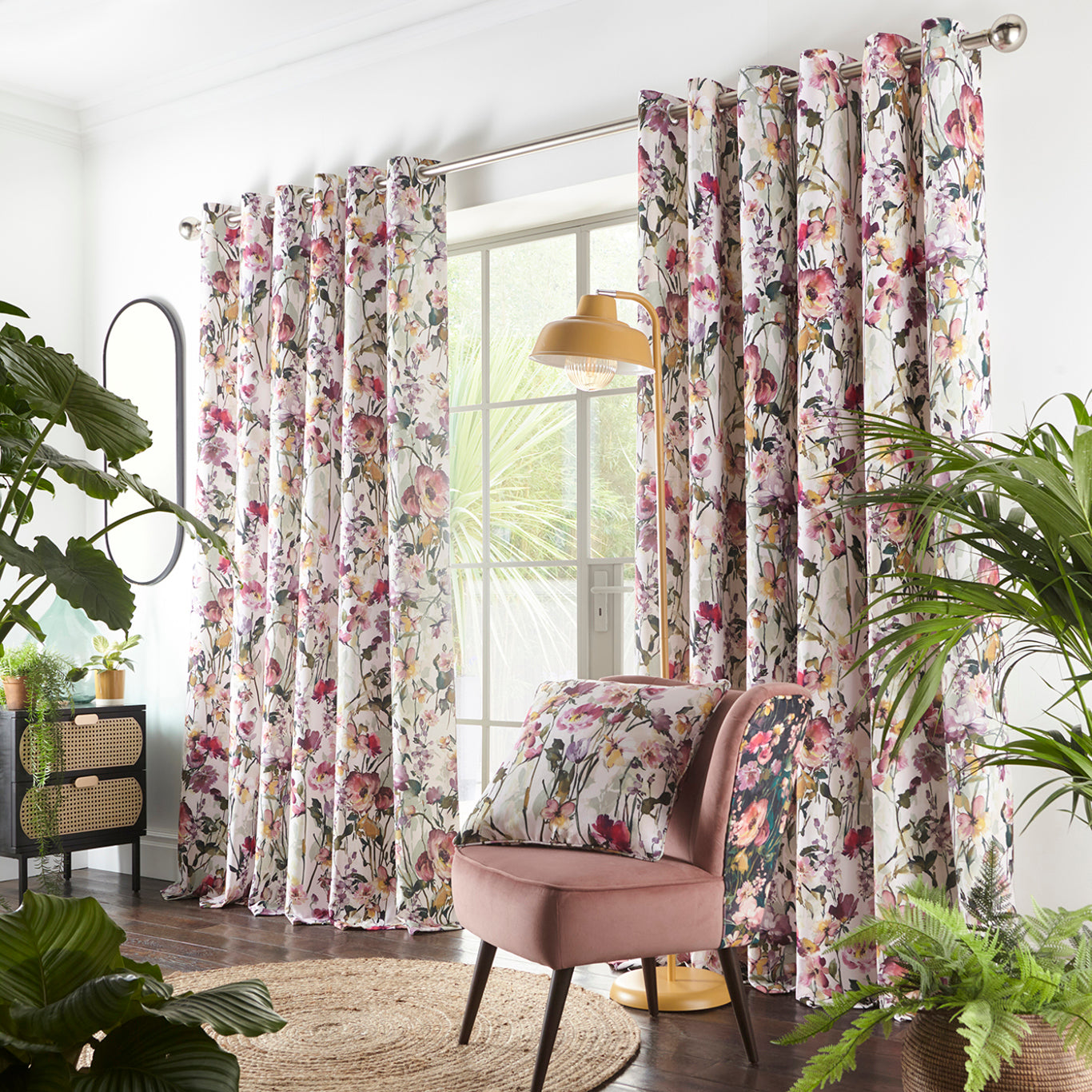 BOUQUET LINED EYELET CURTAINS