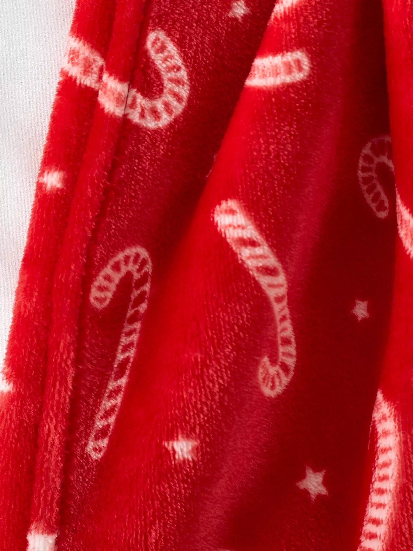 CATHERINE LANSFIELD CHRISTMAS CANDY CANE THROW 130X170CM