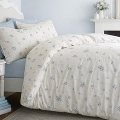 VINTAGE ROSEBUD LACE BLUE