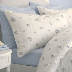 VINTAGE ROSEBUD LACE BLUE