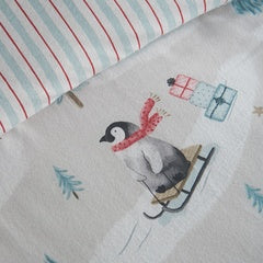 BRUSHED CHRISTMAS PENGUIN