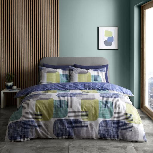 LAYERED GEO DUVET SET